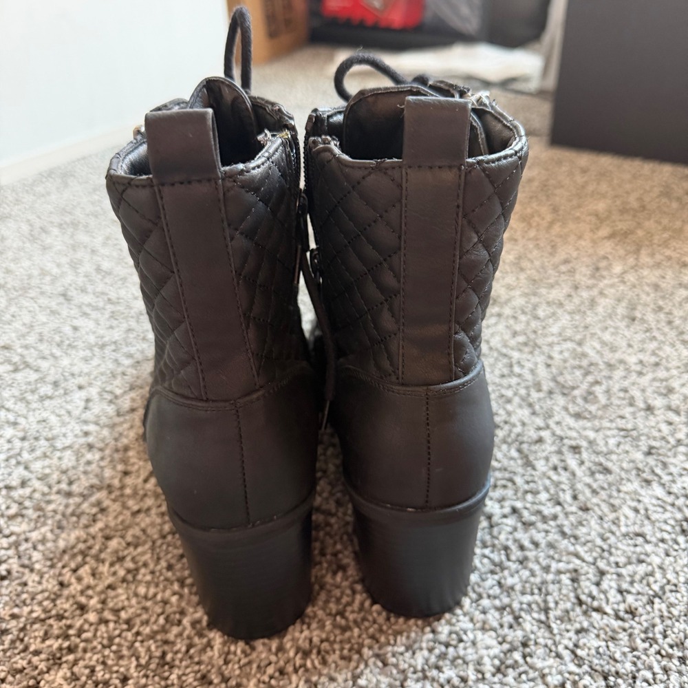 Sonoma Melodyy Combat Boots Size 8 Quilted Lace Up Block Heel Black Ankle Boots - Picture 5 of 8